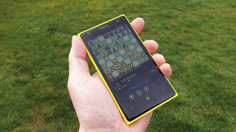 24 hours with Windows Phone 8.1 and the Lumia 1020... in 2019!