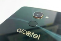 Alcatel Idol 4S with Windows 10