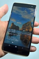 Alcatel Idol 4S with Windows 10