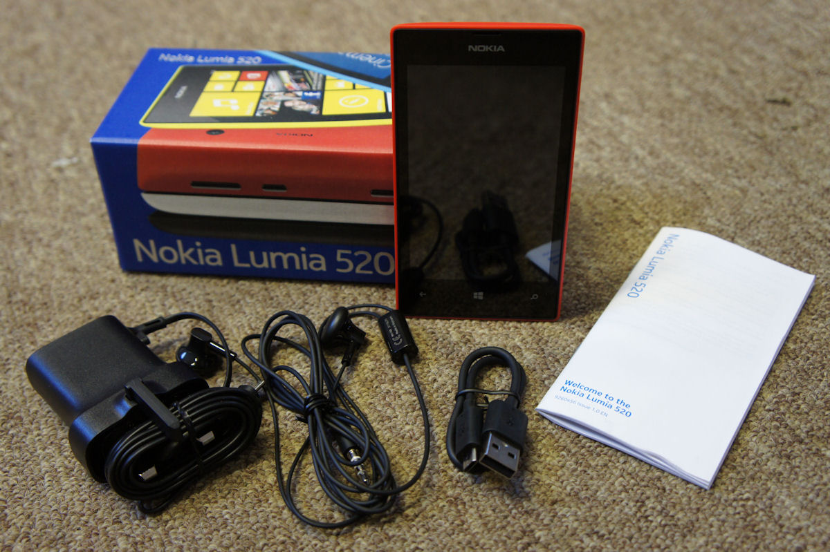 Sfondi Natalizi Nokia Lumia 520.Nokia Lumia 520