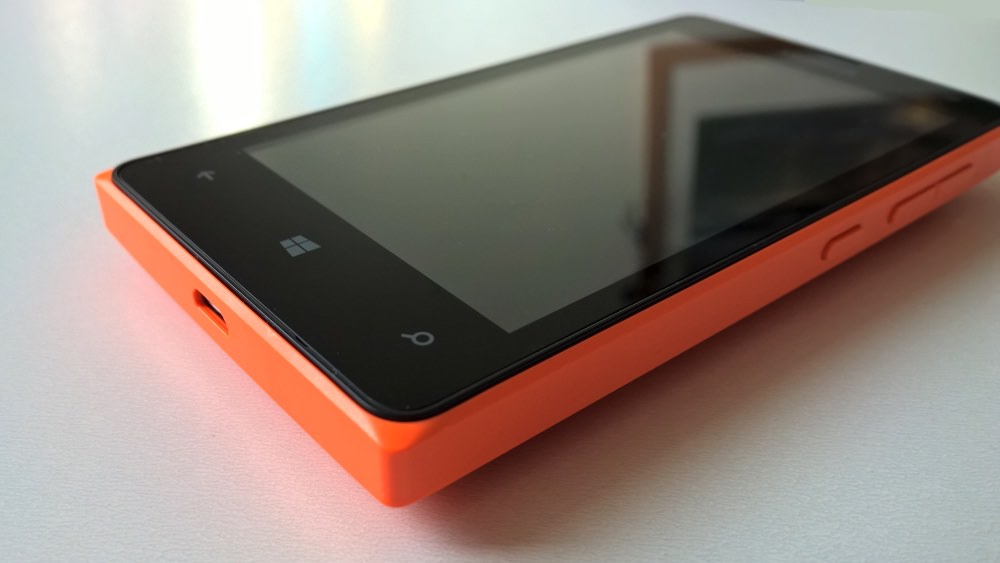 Lumia 435 review image